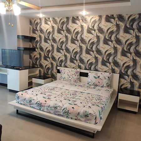 View Talay 6 Pattaya Beach By Anatolia Condo Suite Exterior foto