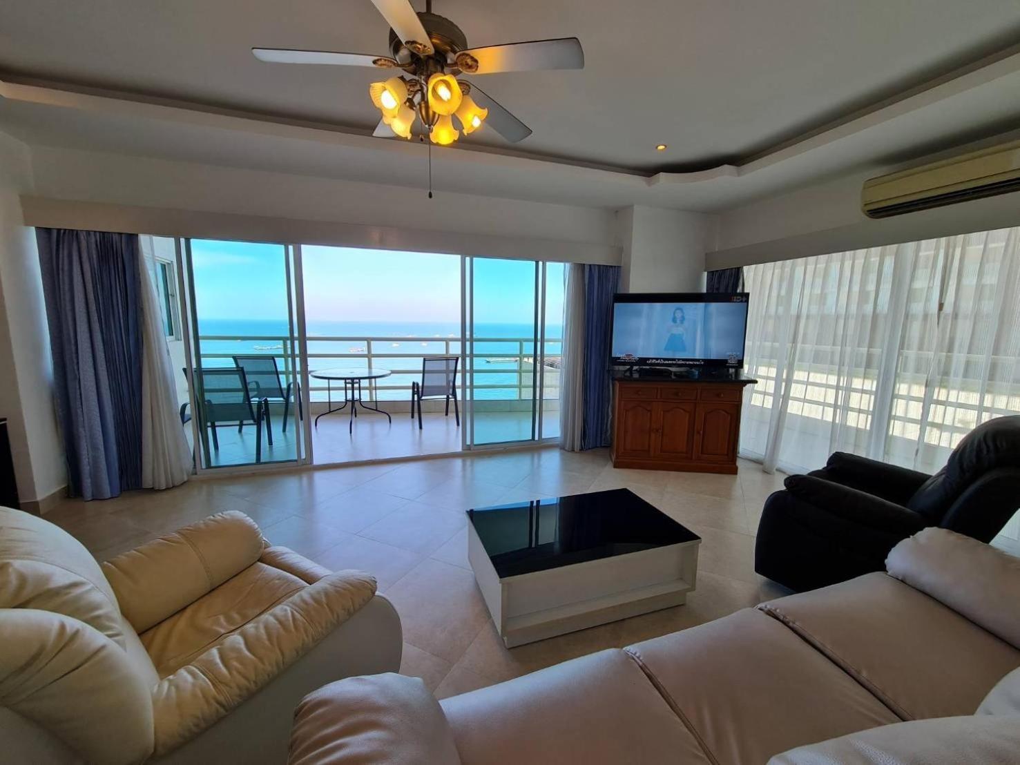 View Talay 6 Pattaya Beach By Anatolia Condo Suite Exterior foto