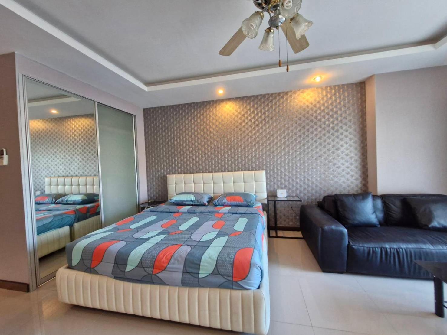 View Talay 6 Pattaya Beach By Anatolia Condo Suite Exterior foto